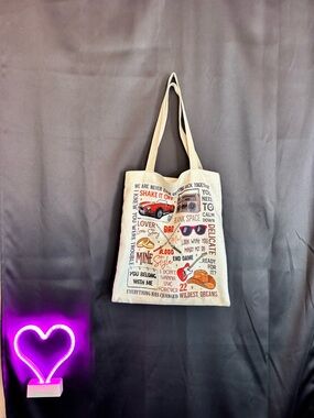 Canvas Tote Bag with Vintage Graphic Print - Beige Taylor Swift concert western